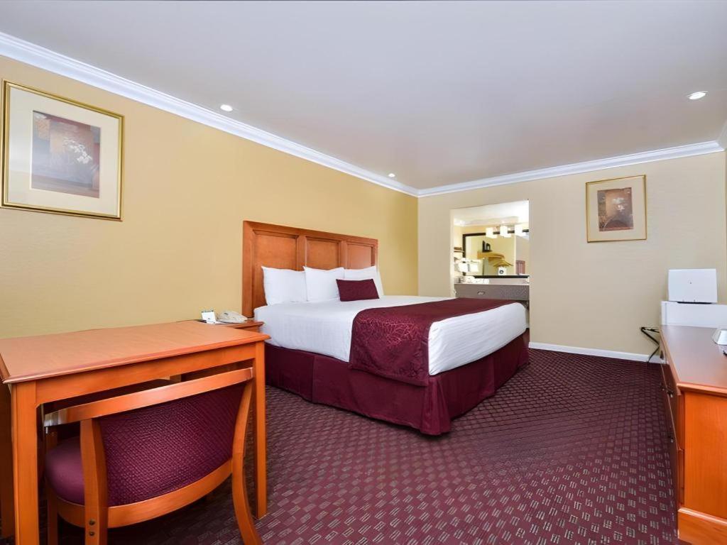 Best Western Hanford Inn Kültér fotó